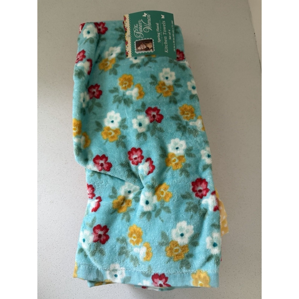 The Pioneer Woman Spring Floral Kitchen Towel Set of 4